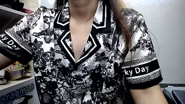 Hotqueensex online show from July 4, 6:25 pm