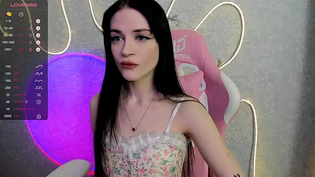 Snapshot of Molly_Crystall chatting on May 15, 3:46 am Molly Crystall online show from May 15, 3:46 am