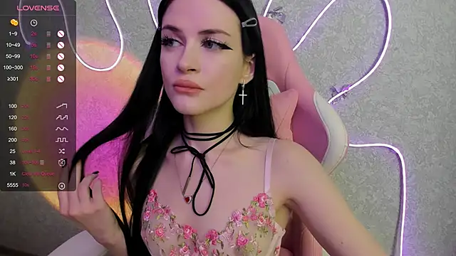 Snapshot of Molly_Crystall chatting on July 13, 2:36 am Molly Crystall online show from July 13, 2:36 am
