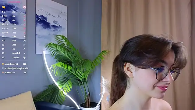 Snapshot of FlairEdgin chatting on February 21, 10:15 pm FlairEdgin online show from February 21, 10:15 pm