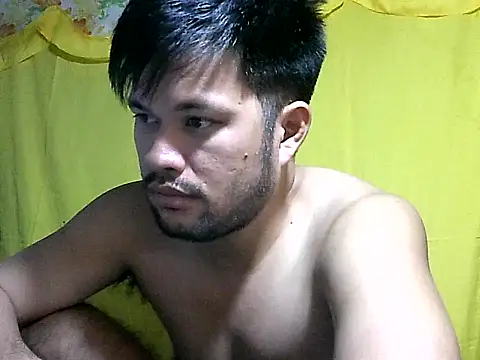 Snapshot of HairyHottestpinoyHandsome chatting on June 18, 10:36 pm HairyHottestpinoyHandsome online show from June 18, 10:36 pm