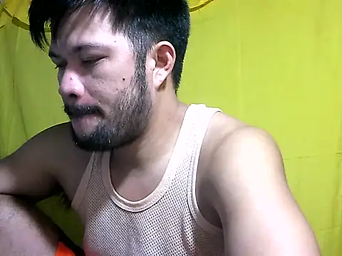 Snapshot of HairyHottestpinoyHandsome chatting on June 27, 6:07 am HairyHottestpinoyHandsome online show from June 27, 6:07 am