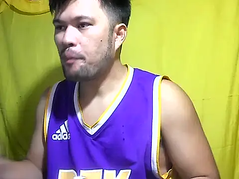Snapshot of HairyHottestpinoyHandsome chatting on July 8, 10:31 am HairyHottestpinoyHandsome online show from July 8, 10:31 am