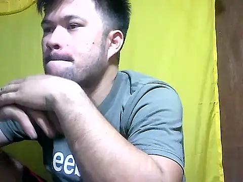 Snapshot of HairyHottestpinoyHandsome chatting on July 9, 12:42 pm HairyHottestpinoyHandsome online show from July 9, 12:42 pm