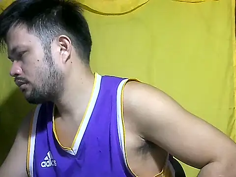 Snapshot of HairyHottestpinoyHandsome chatting on July 14, 11:54 pm HairyHottestpinoyHandsome online show from July 14, 11:54 pm