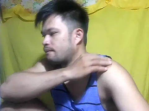 Snapshot of HairyHottestpinoyHandsome chatting on July 30, 12:04 pm HairyHottestpinoyHandsome online show from July 30, 12:04 pm
