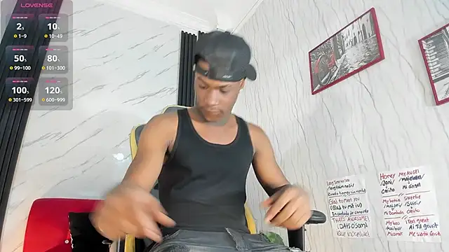 Snapshot of TOWERS21_ chatting on December 27, 7:57 pm TOWERS21 online show from December 27, 7:57 pm