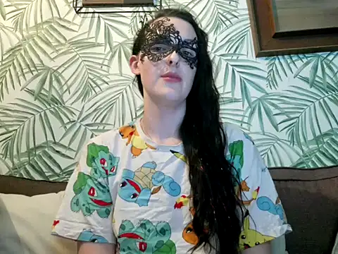 LexiSnowUK online show from March 5, 10:10 pm