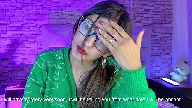 Snapshot of _jade_white_ chatting on May 6, 1:05 pm jade white online show from May 6, 1:05 pm