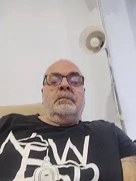 Satiro Sevilla online show from November 13, 9:08 am