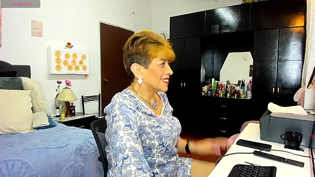 Angelina Stone 65 online show from August 4, 11:40 pm