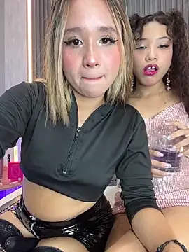 MelanieRoah online show from March 12, 10:16 pm