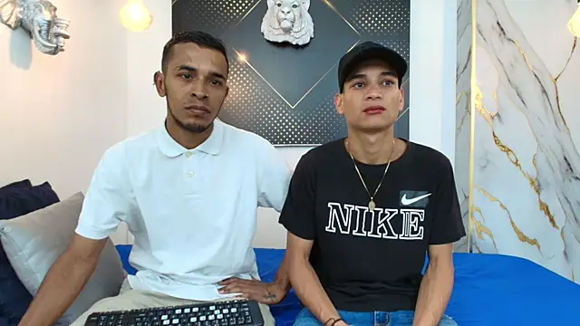 Snapshot of JordanAndAndrew chatting on September 20, 7:15 pm JordanAndAndrew online show from September 20, 7:15 pm