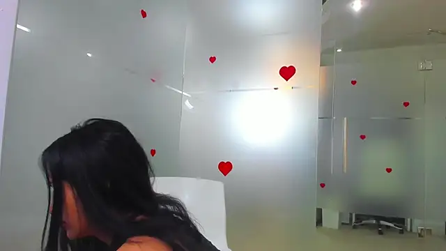 Queenrafaella online show from May 15, 5:03 am