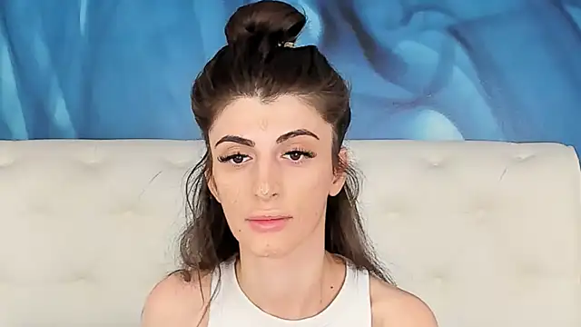 SkinnyDolly online show from September 10, 2:11 am