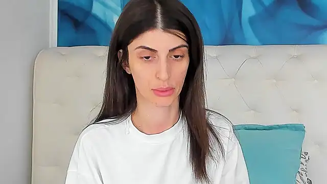 SkinnyDolly online show from June 9, 3:18 am