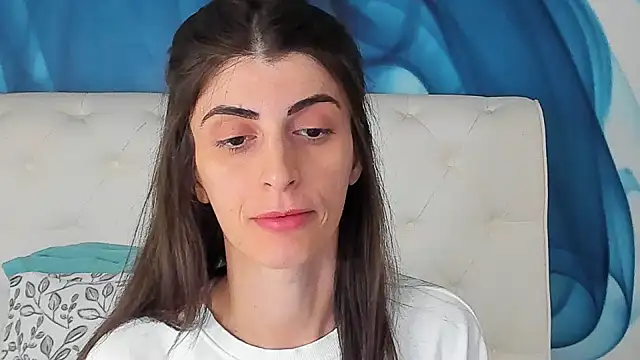Snapshot of SkinnyDolly chatting on July 22, 3:48 pm SkinnyDolly online show from July 22, 3:48 pm