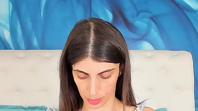 Snapshot of SkinnyDolly chatting on August 1, 4:28 pm SkinnyDolly online show from August 1, 4:28 pm