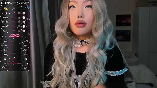 Snapshot of uko_sa chatting on December 21, 1:42 pm uko sa online show from December 21, 1:42 pm