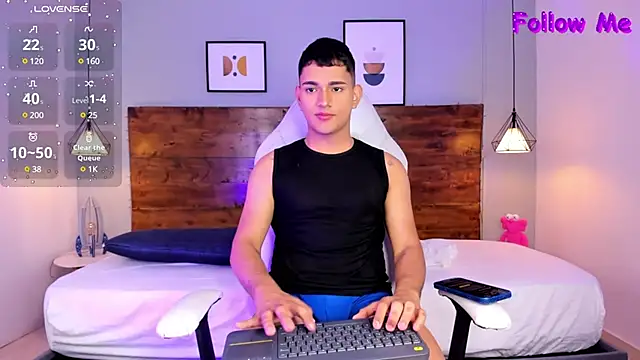 Snapshot of ander_deimond_ chatting on February 10, 4:25 pm ander deimond  online show from February 10, 4:25 pm