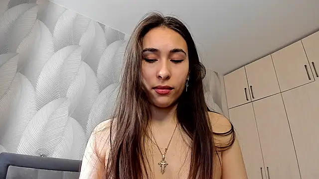 Snapshot of Bambiii_bby chatting on February 17, 6:42 am Bambiii bby online show from February 17, 6:42 am