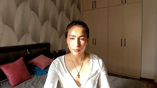 Snapshot of Bambiii_bby chatting on September 25, 2:37 am Bambiii bby online show from September 25, 2:37 am