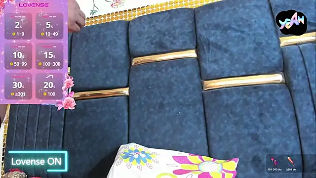 skaysanchez1 online show from October 25, 7:52 pm