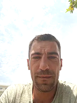 Snapshot of Greecefuck chatting on July 1, 10:39 am Greecefuck online show from July 1, 10:39 am
