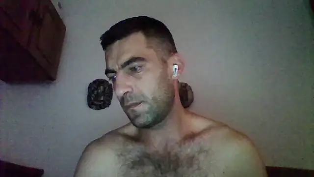 Snapshot of Greecefuck chatting on July 26, 4:14 pm Greecefuck online show from July 26, 4:14 pm