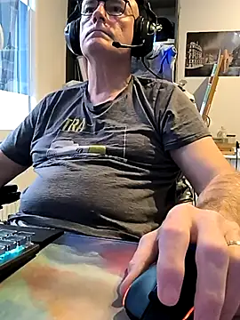 bogland33 online show from March 22, 4:04 pm