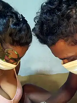 Snapshot of kumaricapalsex2 chatting on January 10, 2:35 am kumaricapalsex2 online show from January 10, 2:35 am