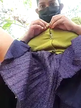 Snapshot of kumaricapalsex2 chatting on February 23, 3:13 am kumaricapalsex2 online show from February 23, 3:13 am