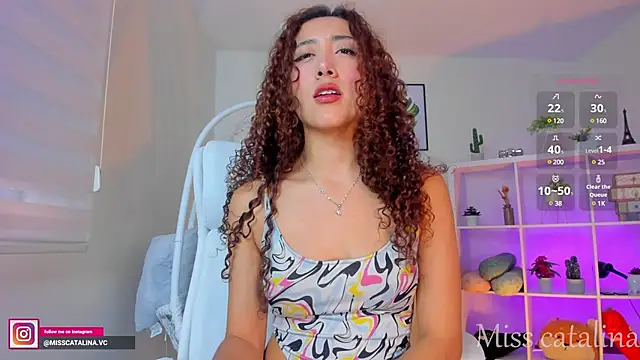 miss catalinaa online show from February 3, 12:03 pm