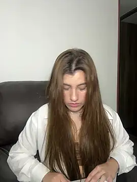 Snapshot of ARITOO_ chatting on February 10, 4:41 am ARITOO  online show from February 10, 4:41 am