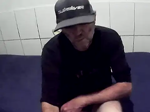 pierdona online show from February 13, 7:32 pm