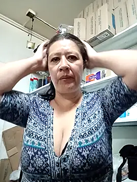 carolina linarez69 online show from April 30, 6:47 pm