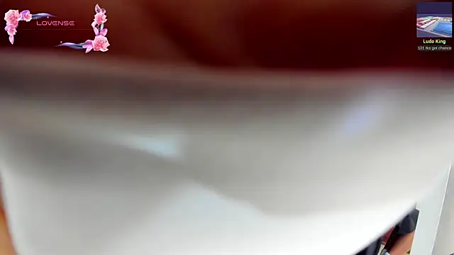 its  angelica  online show from February 22, 8:40 pm