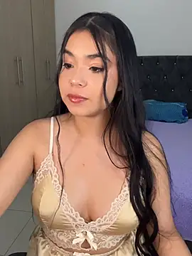 Snapshot of AuroraFiore chatting on May 26, 3:13 am AuroraFiore online show from May 26, 3:13 am
