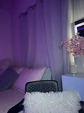 tuckersabrina online show from November 20, 12:27 pm