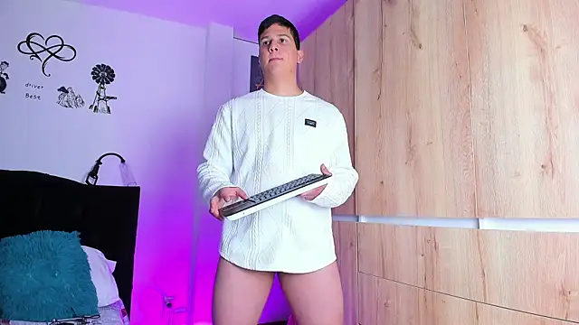 ANDREZALVAREZ online show from December 3, 6:15 am