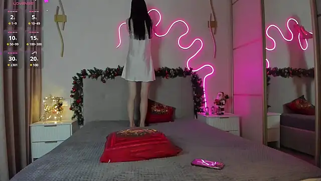 flora off online show from January 11, 9:04 am