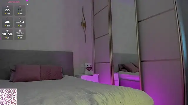 flora off online show from February 20, 10:16 am