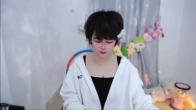 Snapshot of Fan_ting chatting on October 23, 2:33 am Fan ting online show from October 23, 2:33 am