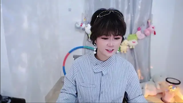 Snapshot of Fan_ting chatting on October 25, 2:52 am Fan ting online show from October 25, 2:52 am