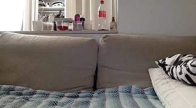 Snapshot of RSR_26689 chatting on March 4, 2:53 pm RSR 26689 online show from March 4, 2:53 pm