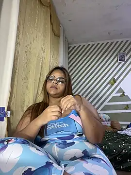 Snapshot of Evabigass chatting on July 29, 2:43 am Evabigass online show from July 29, 2:43 am