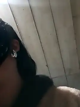 Elvishcassie  online show from March 12, 6:55 pm