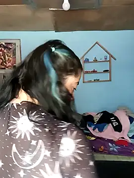 Elvishcassie  online show from January 10, 4:20 pm