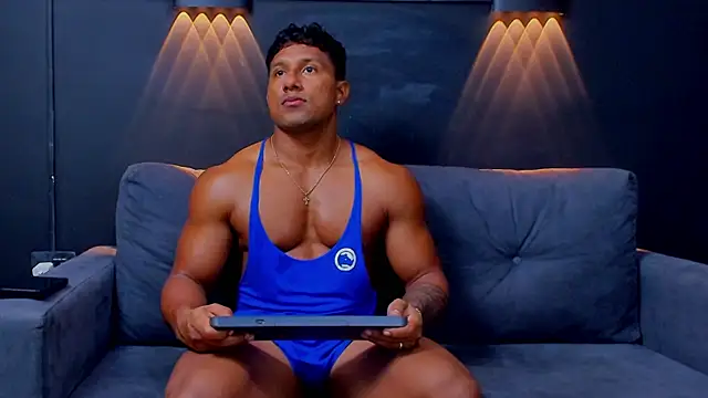 CallumMuscle online show from March 9, 12:00 am