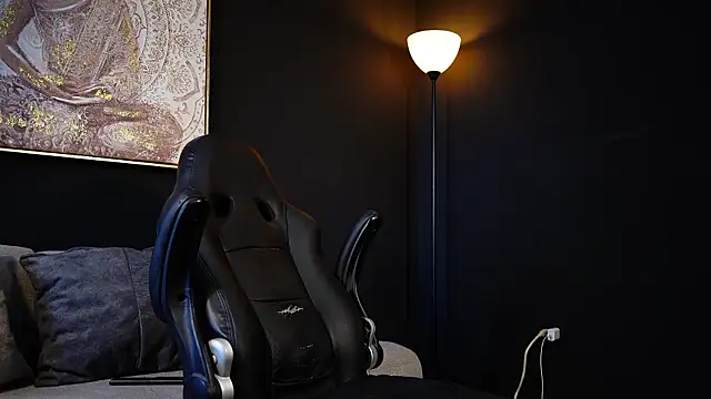 CallumMuscle online show from March 15, 9:32 pm